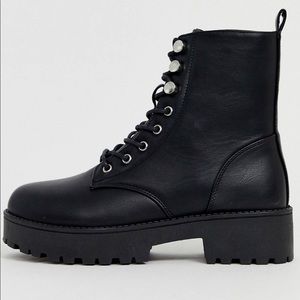 Lace up military boots